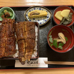 炭火焼うなぎ 東山物産 - 上重　2,980円