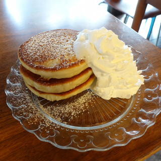 季節限定 ハチミツバターのパンケーキ By Chiee カフェ 坂の下 サカ 長谷 カフェ 食べログ 季節限定 ハチミツバターのパンケーキ By Chiee カフェ 坂の下 サカ 長谷 カフェ 食べログ