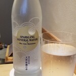 にい留 - 飲み物①奥会津金山　天然炭酸の水×3本くらい？