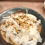 鮨処 多田 - カツオのステーキの添え物の泉州たまねぎプレミアム