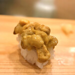 鮨処 多田 - 握り 赤ウニ