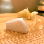 鮨処 多田 - 香物 山芋山葵漬け