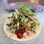 リンガーハット - 冷やしちゃんぽん　ピリ辛オイルは山椒が効いてて旨し！