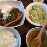 飯家ひさひさ - 牛すじ煮込みランチ　750円