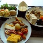 花ごよみ  - 取り皿に取った料理