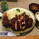 味のとんかつ 丸一 - 上ロースカツ定食