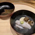 温石 - 椀物
      管牛蒡 烏賊下足真薯