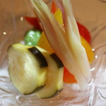 季節料理 よし野 - 野菜の甘酢漬け