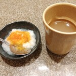 串鳥 - サービスの大根おろしと鳥スープ