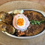 ベロ カフェ - カレー普通盛　熟成グリルチキントッピング