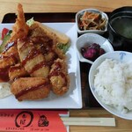 海鮮食堂 舟屋 - ミックスフライ定食