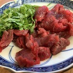 魚楽小川水産 - くじら刺