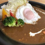 Cafe Daiya - カレー目玉焼き