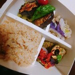 PARIYA - お米とメイン、サラダ、サイドが選べるお弁当♪