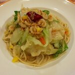 イタリアンダイニングDONA - 桜海老とキャベツのアンチョビソース（上から）