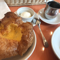 トラットリア グランボッカ - ポップオーバー　メープルシロップと塩ホイップクリーム