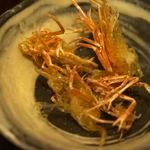 才巻海老の頭唐揚げ