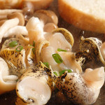 ひむか - つぶ貝とたこのバジルソース、フレッシュバジルの香りが最高！