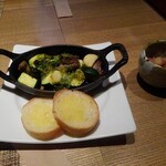 桃花館 - 砂肝のｶﾞｰﾘｯｸｿﾃｰ