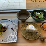 だしとおにぎり 一汁一飯 - 