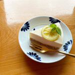 토우보우유우 카페 Cafe stand tOt - 오늘의 케이크(메뉴는 변경될 수 있습니다)