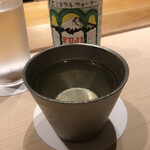 すが弥 - 錫製の酒器。能作