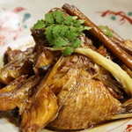 やまに寿司 - 鯛のあら炊き