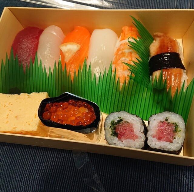 築地寿司岩 横浜高島屋店 横浜 寿司 食べログ