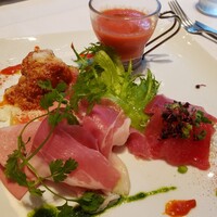 トラットリア トペ - 前菜から食欲そそる赤色系で元気パワーチャージ☆