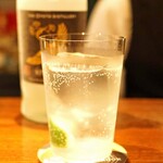 バー・サルバドール - Kin no Bi（金の美）のジントニック