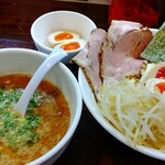 博多豚骨うまか丸 - 