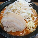 ラーメン天二郎 - 地獄みそ 中辛(900円)