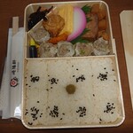 崎陽軒 - ジャーン！！  おかずの宝石箱やぁ～(￣ー+￣)