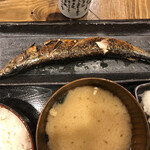 炭火焼干物定食 しんぱち食堂 - 