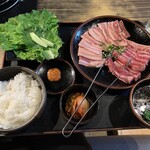 sumibiyakinikushichirimbou - 特盛り200ランチ