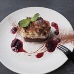 東京基地 - 自家製ティラミス