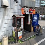 ラーメンBAR やきそばー HIT - 入口