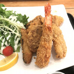 魚屋食堂 勝浦 - 