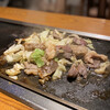 鉄板焼肉ひばり - 牛ホルモンMIX、カルビ