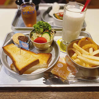 オシャレな空間 尾道でおすすめのカフェをご紹介 食べログ オシャレな空間 尾道でおすすめのカフェをご紹介 食べログ