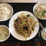 萬福飯店 - 豚肉モヤシ炒め