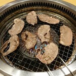 焼肉きんぐ  - 