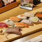 薫風 梅み月 - ランチ寿司「かぐや姫(11貫)」@1450(税別)