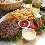 T.Y.HARBOR - ビーフ１００％ バーガー