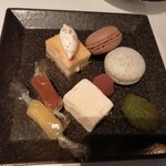 ツキ シュール ラメール - 