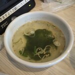 Horumon Yakiniku Gyuu Gyuu - セットのスープ