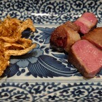 肉料理ふくなが - 牛タンのロースト(アーティチョークの素揚げ添え)