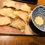 餃子 唐揚げ 紅鯨 - エビ蒸し餃子
