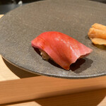 熟成鮨 万 - 中トロ背びれ6日熟成