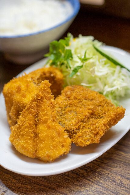 さすけ食堂 浜金谷 魚介料理 海鮮料理 食べログ